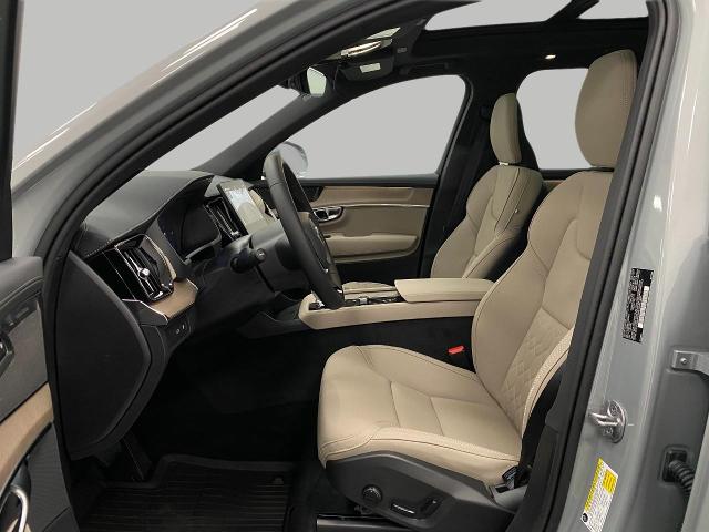 2025 Volvo XC90 Plug-In Hybrid Vehicle Photo in Appleton, WI 54913