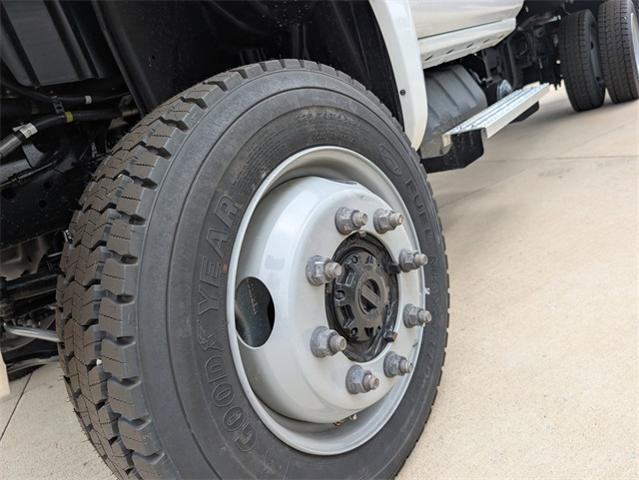 2024 Chevrolet Silverado Chassis Cab Vehicle Photo in ENGLEWOOD, CO 80113-6708