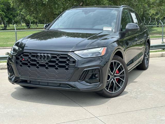 2025 Audi SQ5 Vehicle Photo in HOUSTON, TX 77090