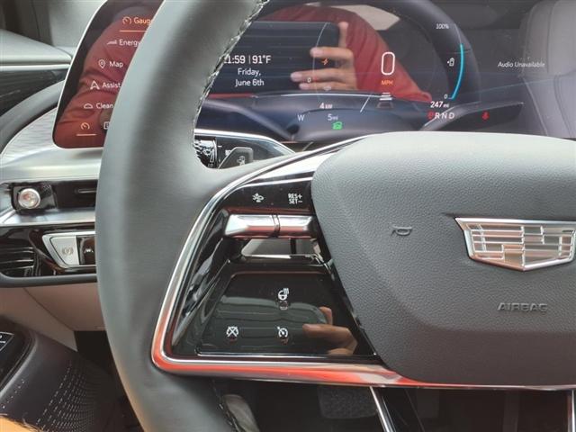 2025 Cadillac LYRIQ Vehicle Photo in Tampa, FL 33612