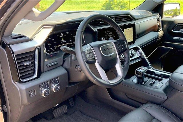 2024 GMC Sierra 1500 Vehicle Photo in TOPEKA, KS 66609-0000