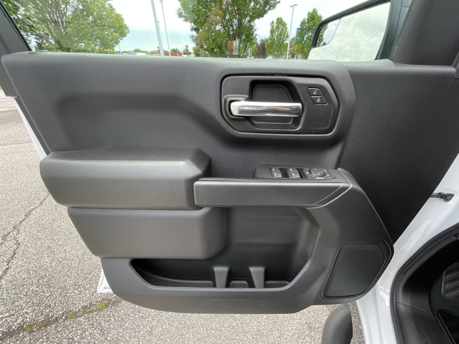 2025 Chevrolet Silverado 1500 Vehicle Photo in BENTONVILLE, AR 72712-4322