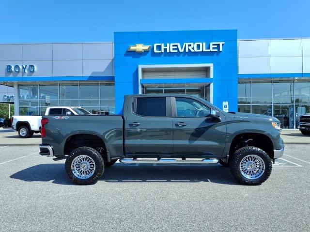 2025 Chevrolet Silverado 1500 Vehicle Photo in EMPORIA, VA 23847-1235