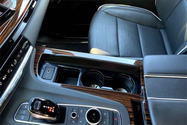2022 Cadillac Escalade ESV Vehicle Photo in KANSAS CITY, MO 64114-4545