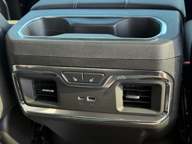 2025 GMC Sierra 1500 Vehicle Photo in COLUMBIA, MO 65203-3903
