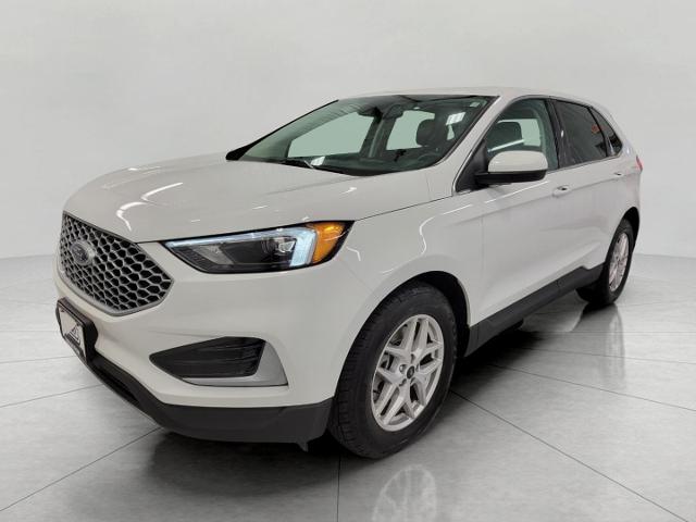2024 Ford Edge Vehicle Photo in Oshkosh, WI 54901