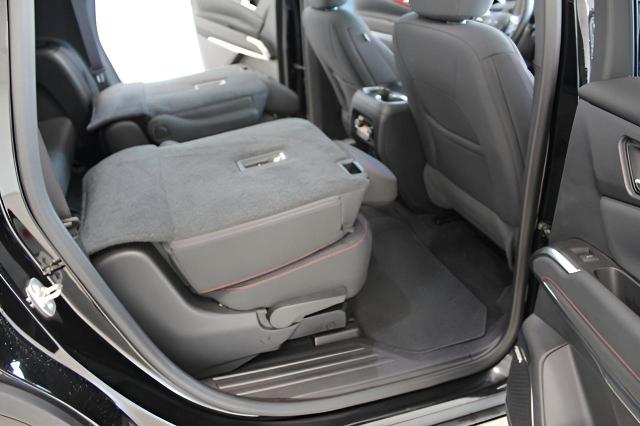 2024 Chevrolet Traverse Vehicle Photo in Green Bay, WI 54304