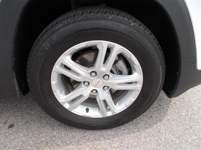 2022 GMC Terrain Vehicle Photo in LOWELL, MA 01852-4336
