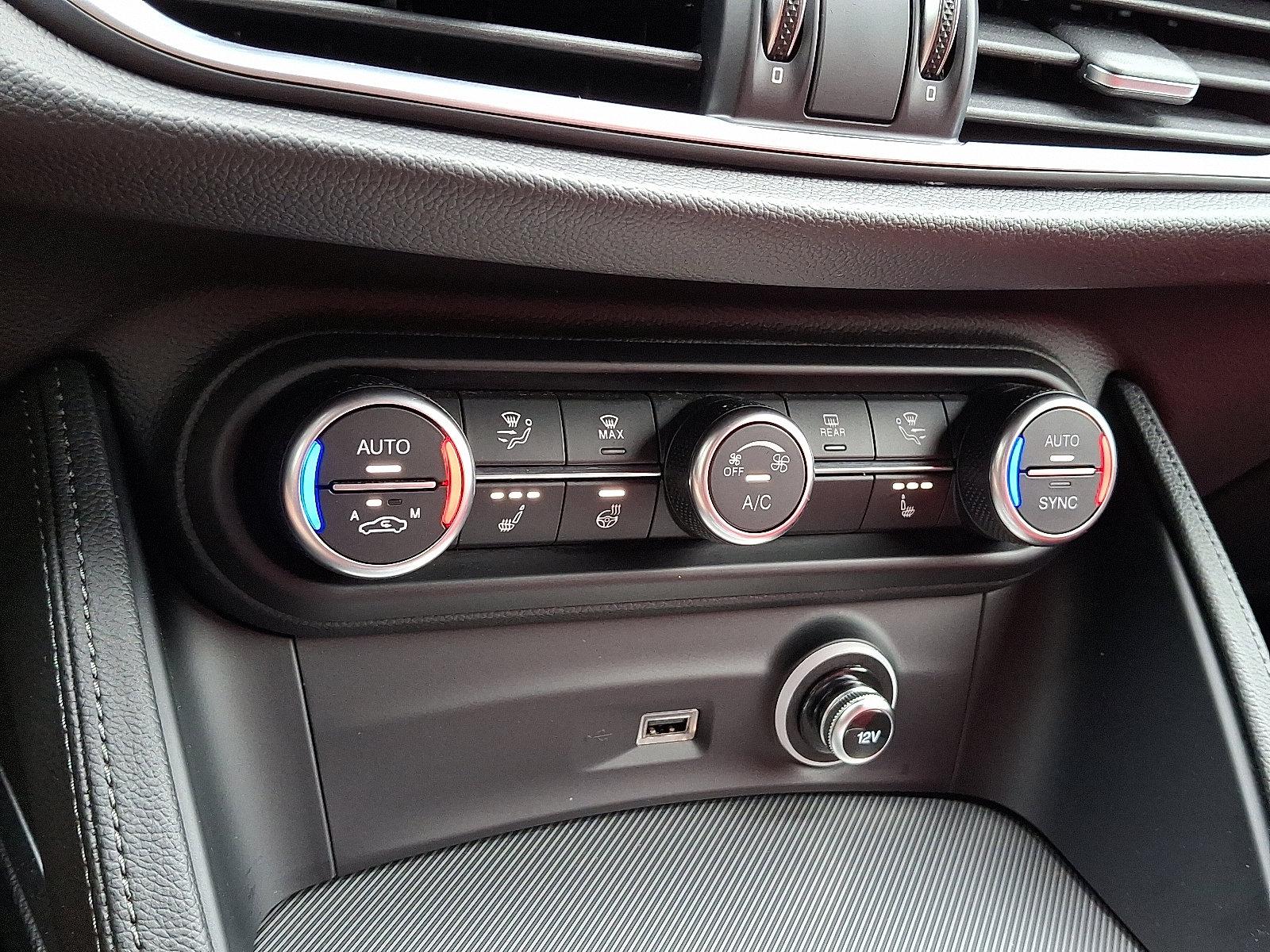 2022 Alfa Romeo Stelvio Vehicle Photo in Willow Grove, PA 19090