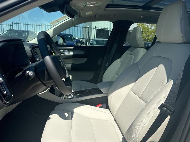 2025 Volvo XC40 Vehicle Photo in Grapevine, TX 76051