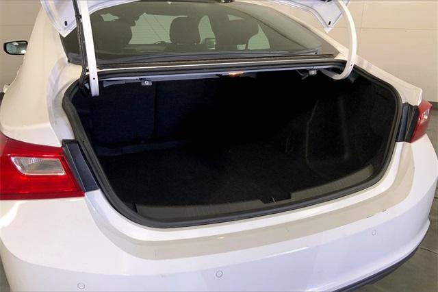 2024 Chevrolet Malibu Vehicle Photo in KANSAS CITY, MO 64114-4545