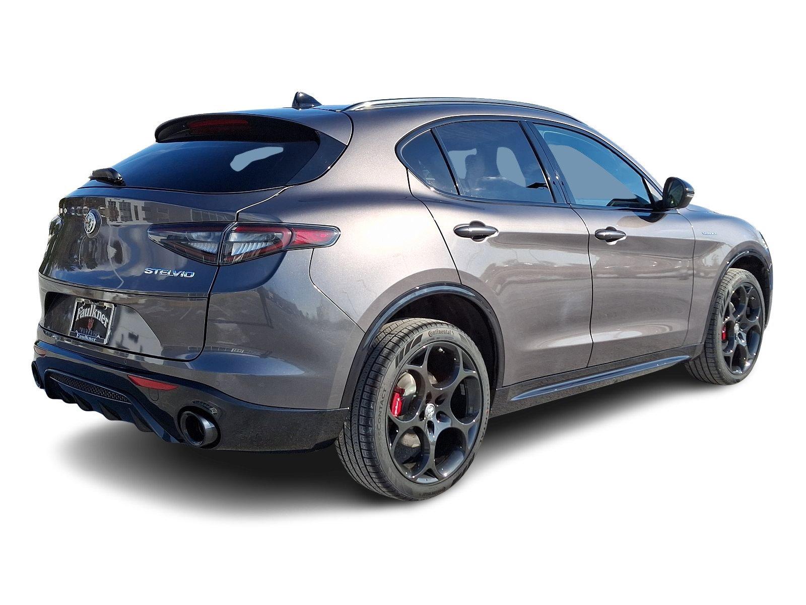 2025 Alfa Romeo Stelvio Vehicle Photo in Mechanicsburg, PA 17050