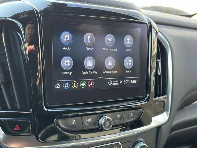 2022 Chevrolet Traverse Vehicle Photo in SAINT JAMES, NY 11780-3219