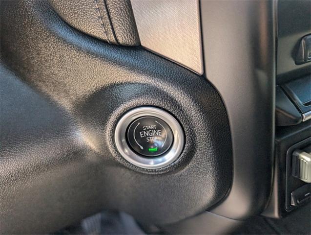 2023 GMC Sierra 2500 HD Vehicle Photo in ENGLEWOOD, CO 80113-6708