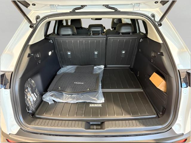2025 Mazda CX-50 Hybrid Vehicle Photo in Green Bay, WI 54304