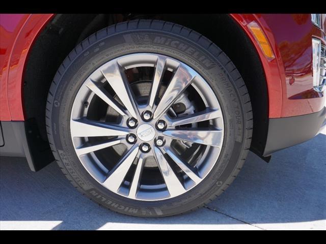 2025 Cadillac XT5 Vehicle Photo in TAMPA, FL 33612-3404