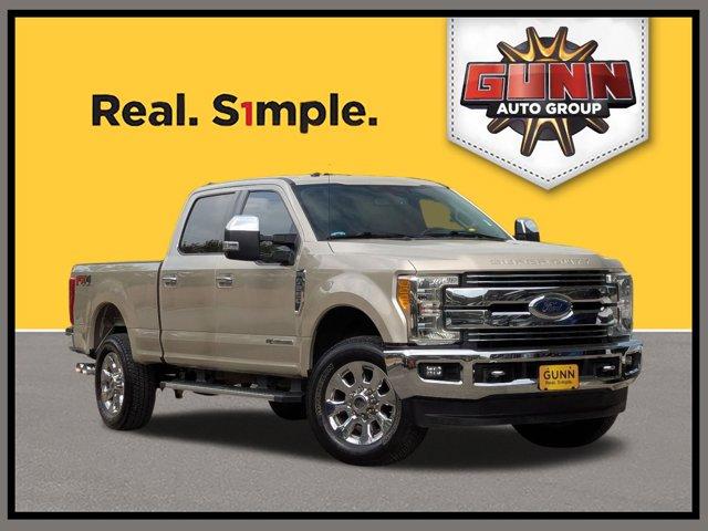 2017 Ford Super Duty F-250 SRW Vehicle Photo in San Antonio, TX 78230