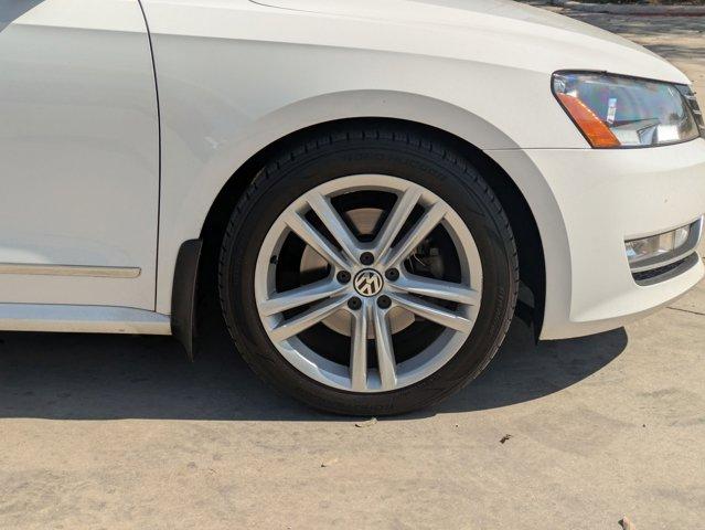 2015 Volkswagen Passat Vehicle Photo in SELMA, TX 78154-1460