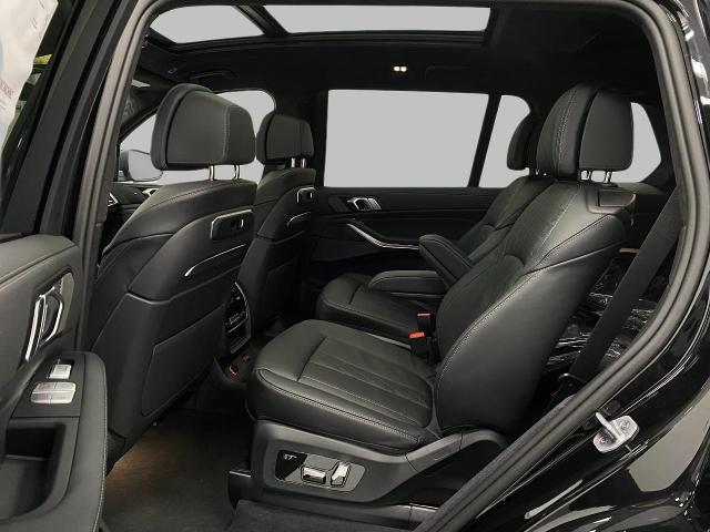 2025 BMW X7 xDrive40i Vehicle Photo in Appleton, WI 54913
