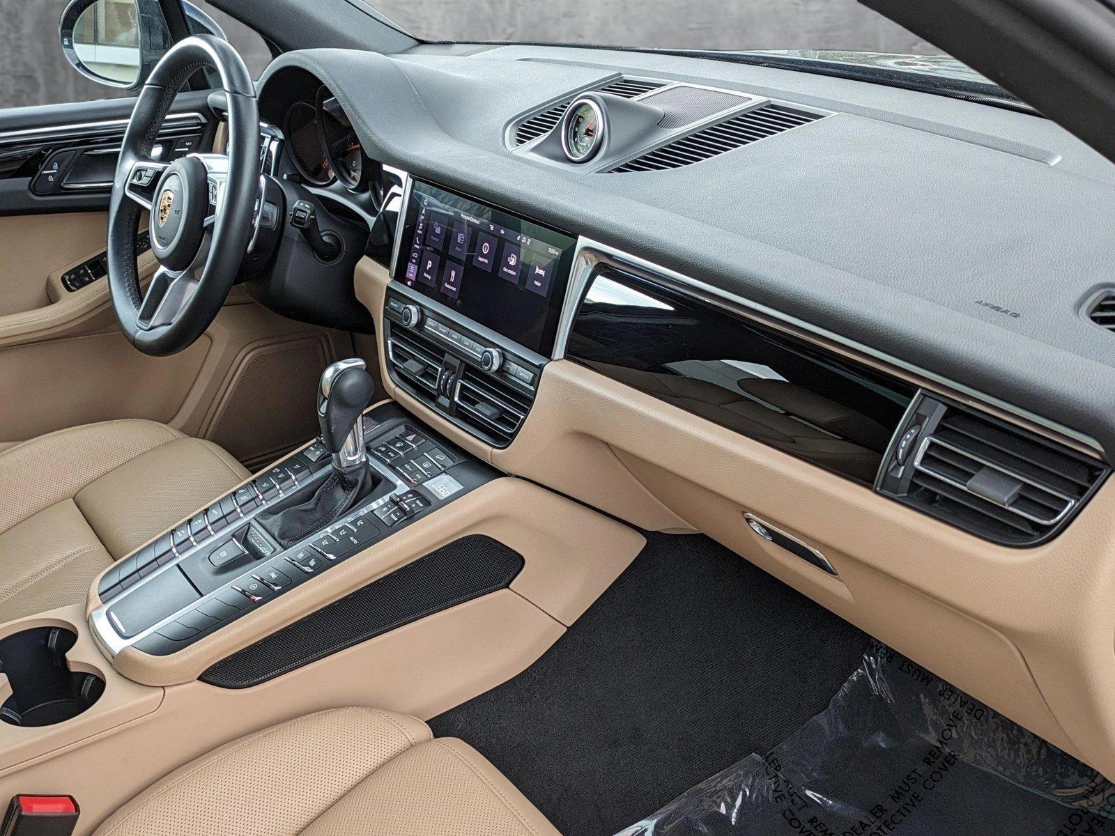 2021 Porsche Macan Vehicle Photo in Bethesda, MD 20852