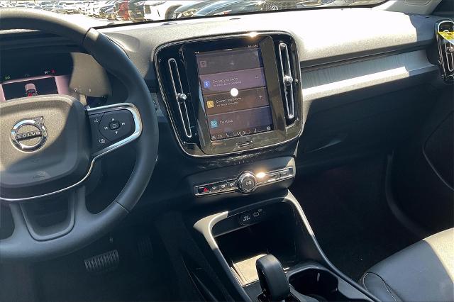 2025 Volvo XC40 Vehicle Photo in Grapevine, TX 76051
