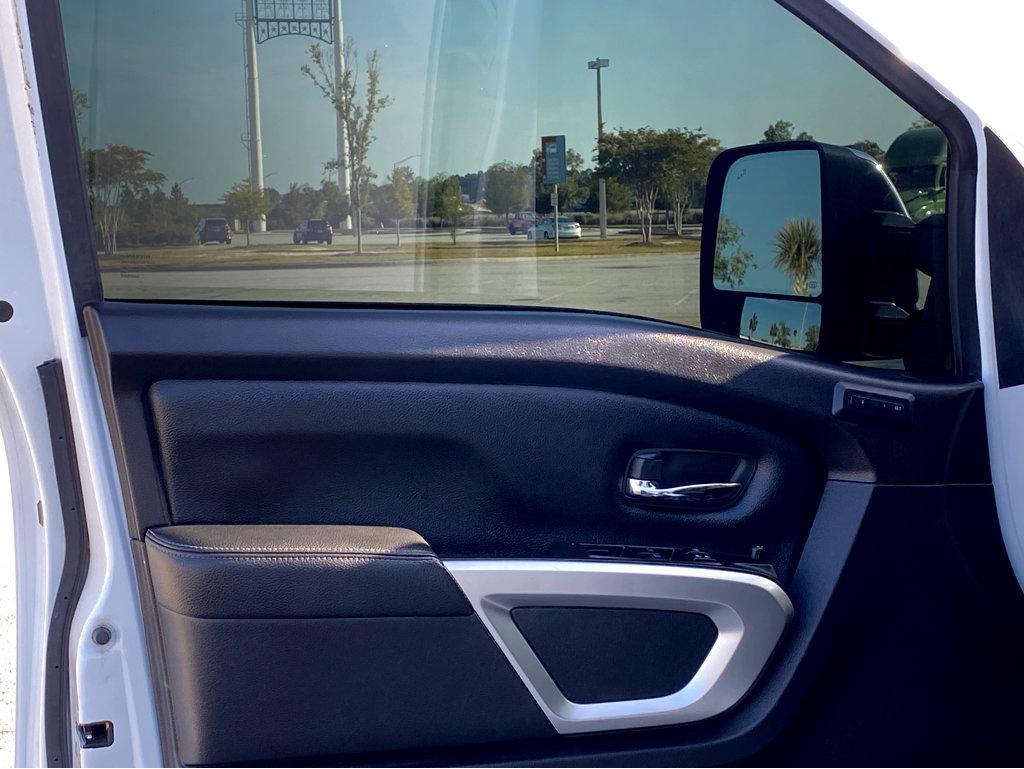 2021 Nissan Titan Vehicle Photo in BEAUFORT, SC 29906-4218