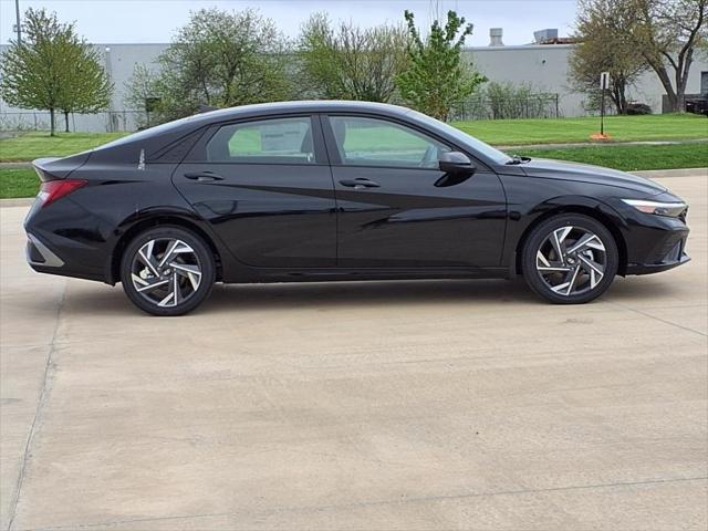 2025 Hyundai ELANTRA Hybrid Vehicle Photo in Peoria, IL 61615