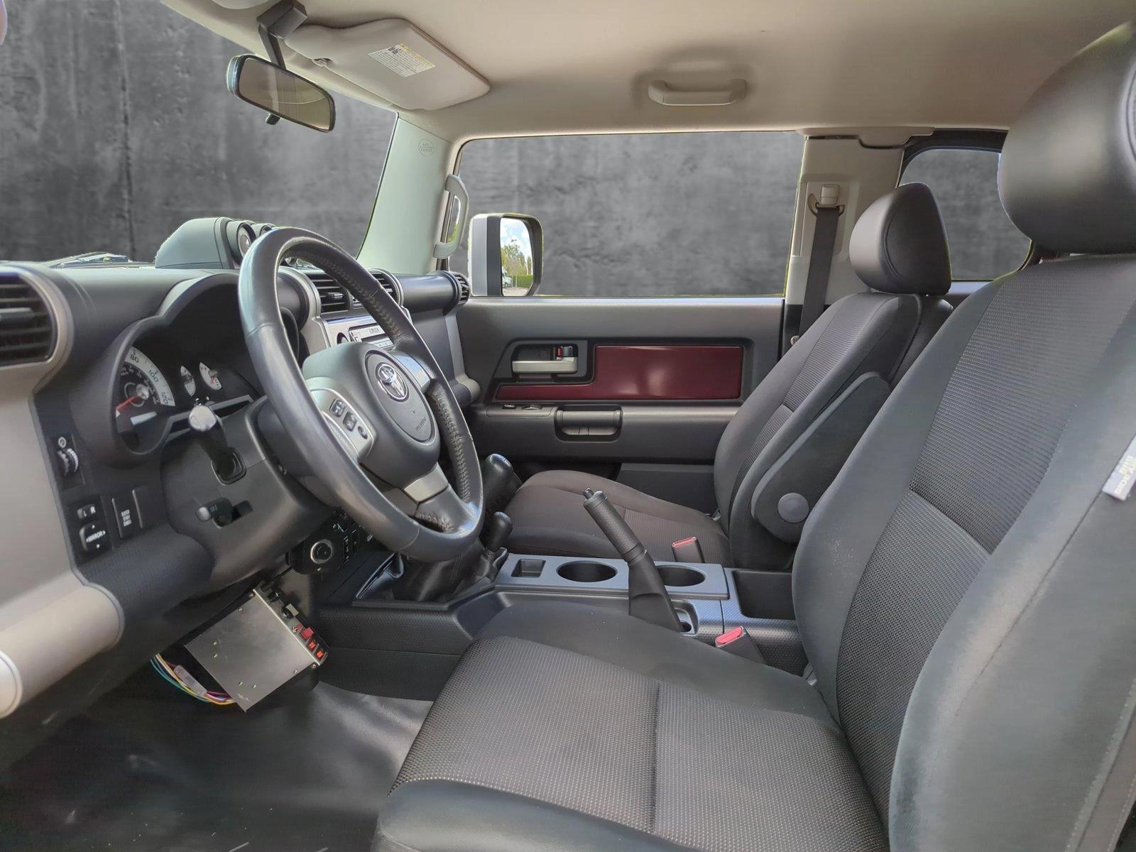 2007 Toyota FJ Cruiser Vehicle Photo in Margate, FL 33063