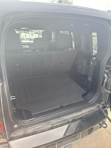 2024 Defender Vehicle Photo in PLANO, TX 75024