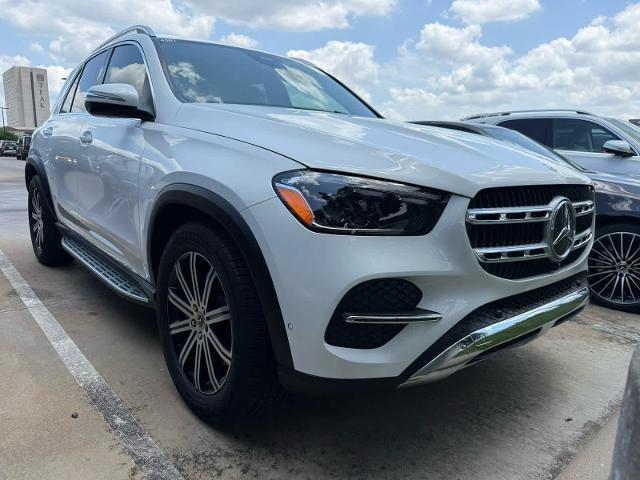 2025 Mercedes-Benz GLE Vehicle Photo in HOUSTON, TX 77079