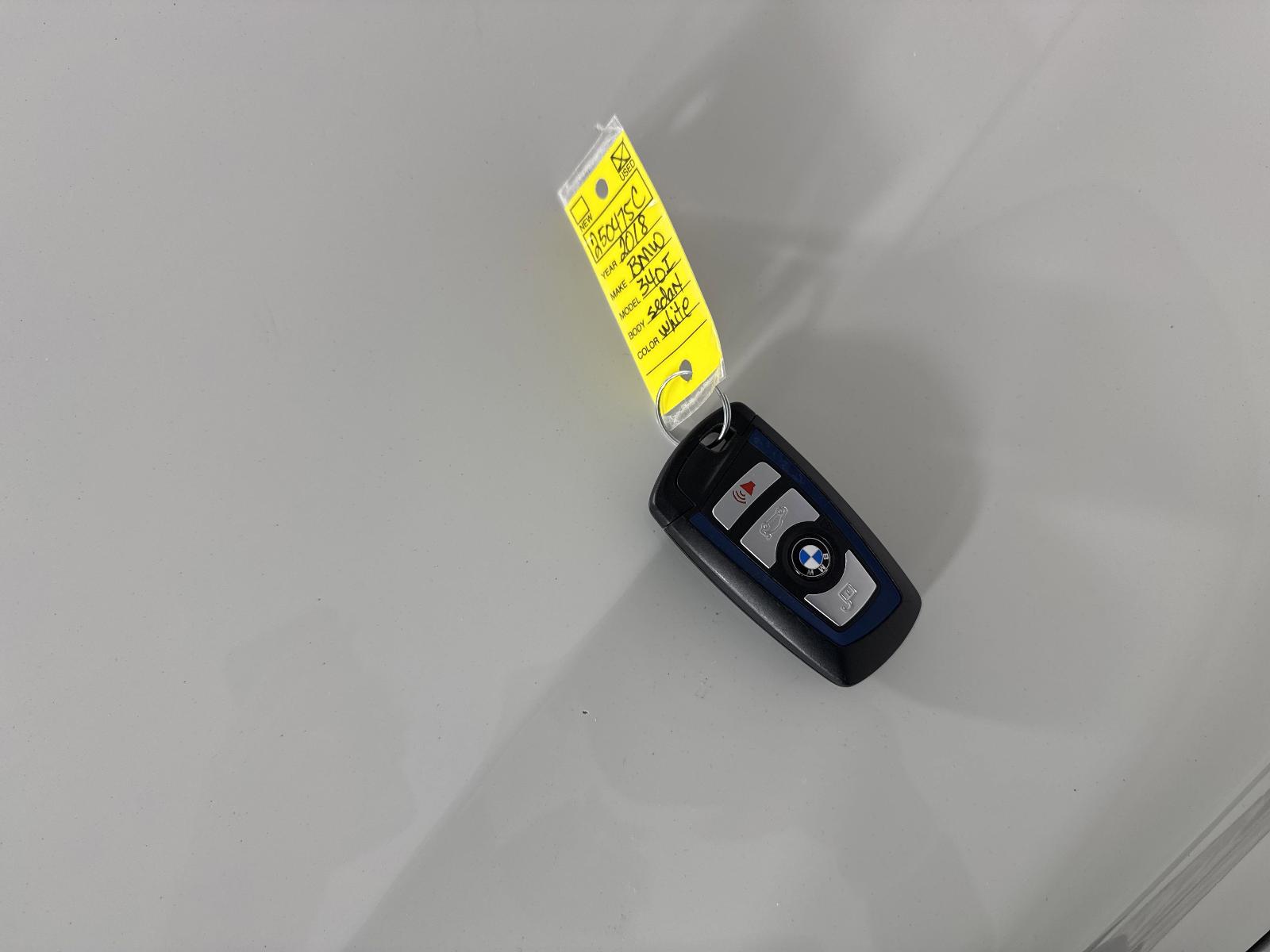 2018 BMW 3 Series Vehicle Photo in GEORGETOWN, TX 78626-7508