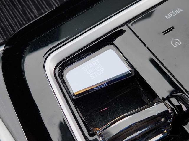 2023 BMW 740i Vehicle Photo in PLANO, TX 75024