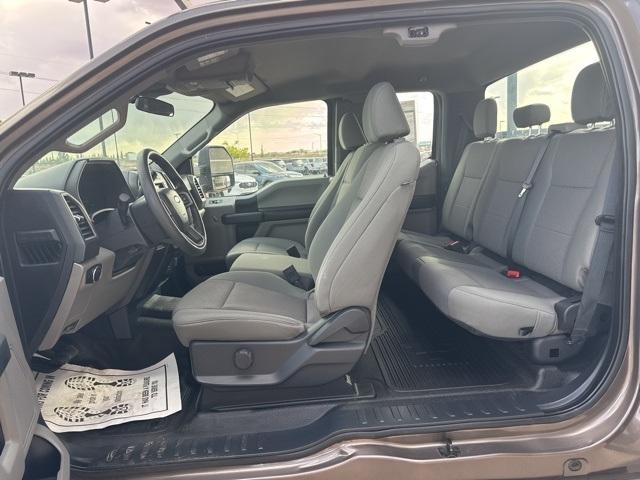 2022 Ford Super Duty F-250 SRW Vehicle Photo in Winslow, AZ 86047-2439
