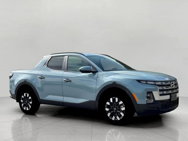 2025 Hyundai SANTA CRUZ Vehicle Photo in Green Bay, WI 54304