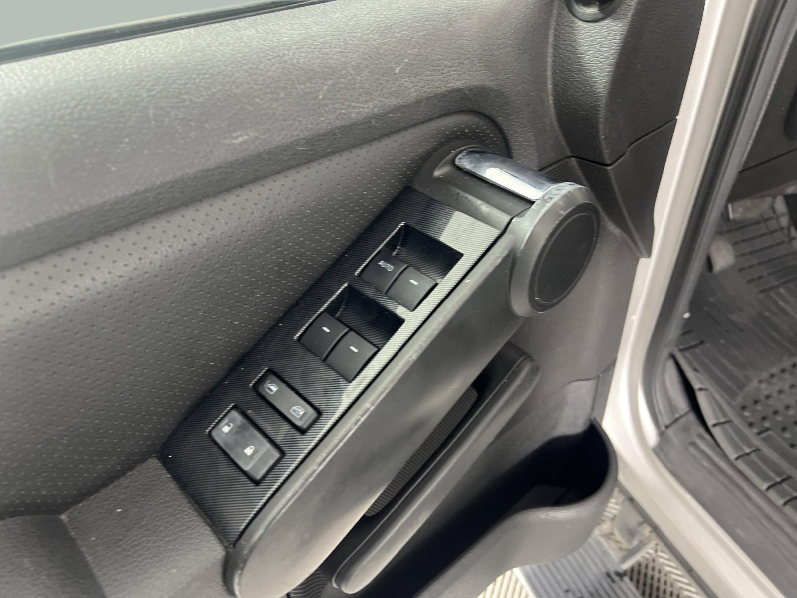 2007 Mercury Mountaineer Vehicle Photo in GEORGETOWN, TX 78626-7508