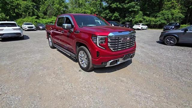 2024 GMC Sierra 1500 Vehicle Photo in Pleasant Hills, PA 15236