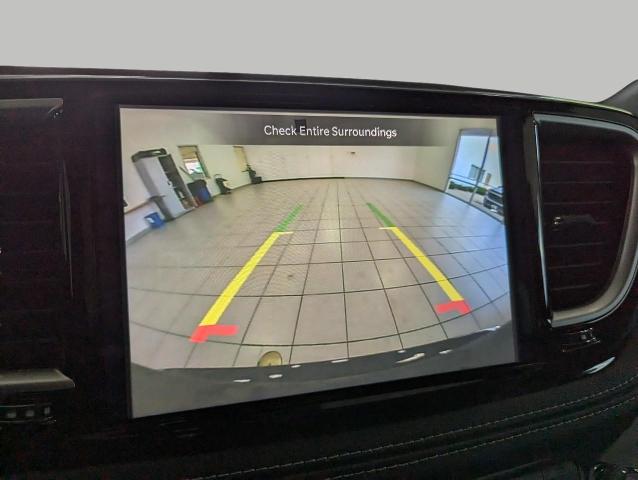 2025 Chrysler Pacifica Vehicle Photo in Oshkosh, WI 54901