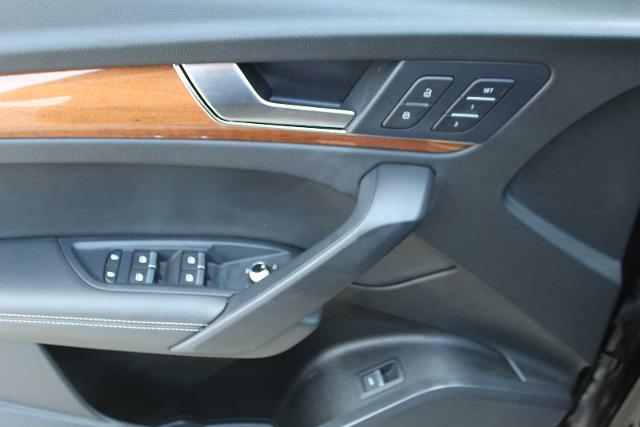 2022 Audi Q5 Vehicle Photo in HOUSTON, TX 77090
