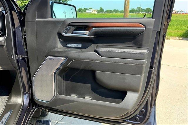 2024 GMC Sierra 1500 Vehicle Photo in TOPEKA, KS 66609-0000
