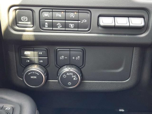 2022 Chevrolet Tahoe Vehicle Photo in DENTON, TX 76210-9321