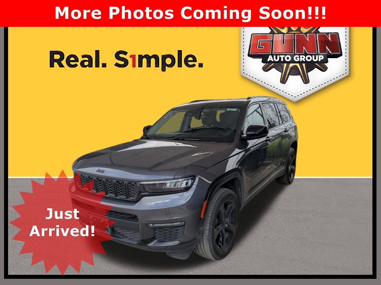 2022 Jeep Grand Cherokee L Vehicle Photo in SELMA, TX 78154-1460