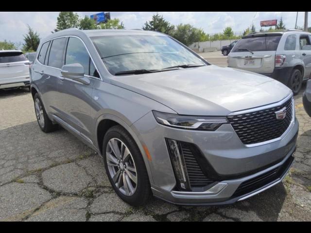 2025 Cadillac XT6 Vehicle Photo in GREEN BAY, WI 54303-3330