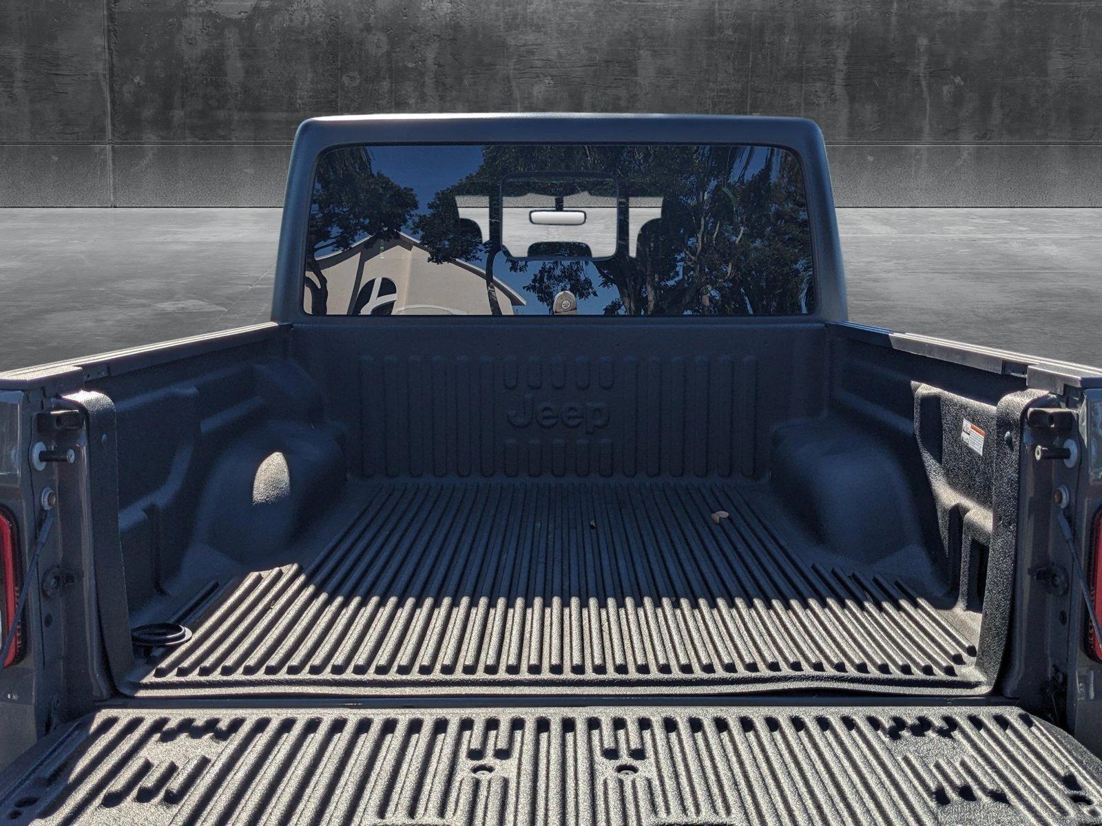 2020 Jeep Gladiator Vehicle Photo in GREENACRES, FL 33463-3207