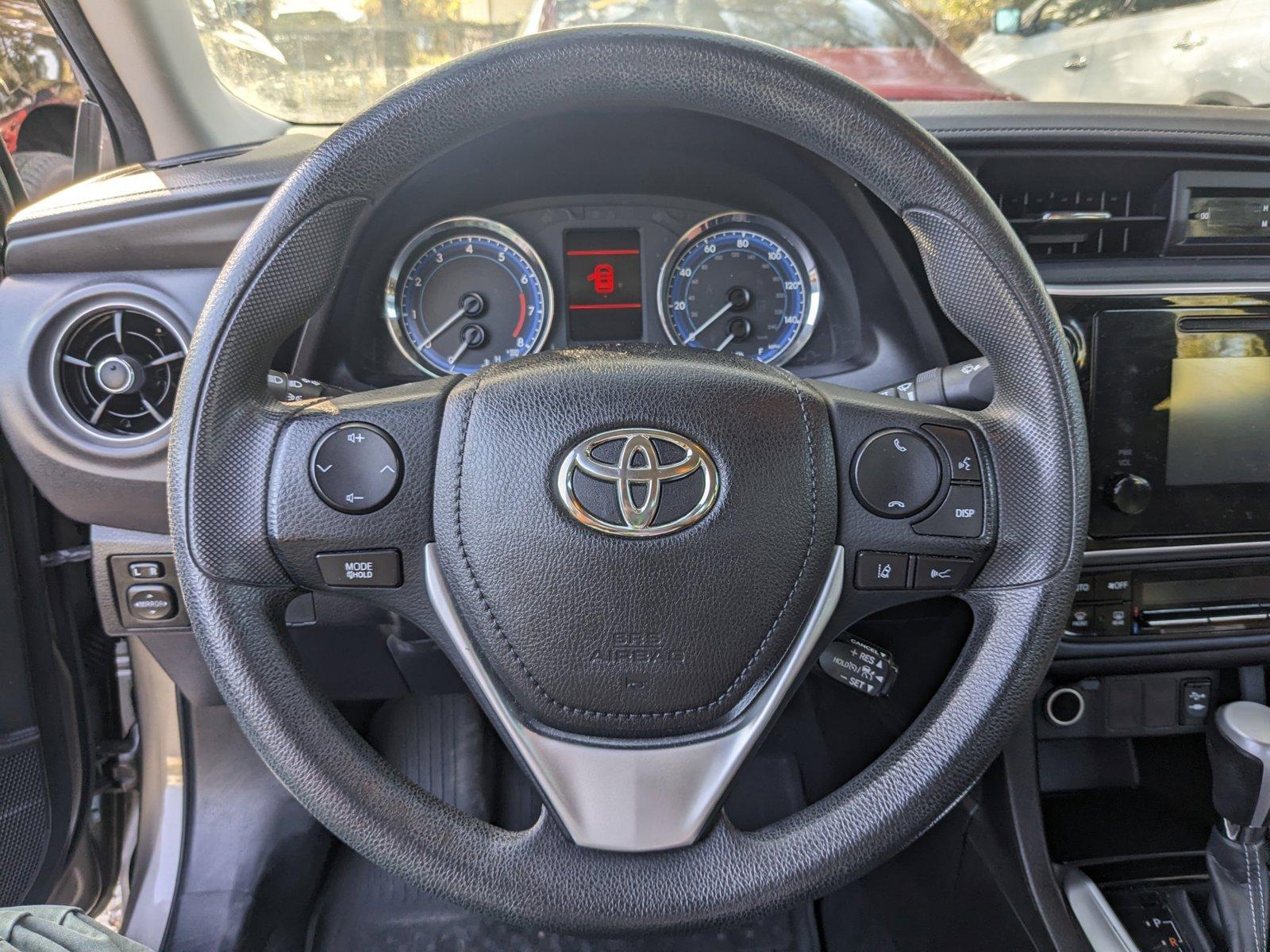 2017 Toyota Corolla Vehicle Photo in Tampa, FL 33614