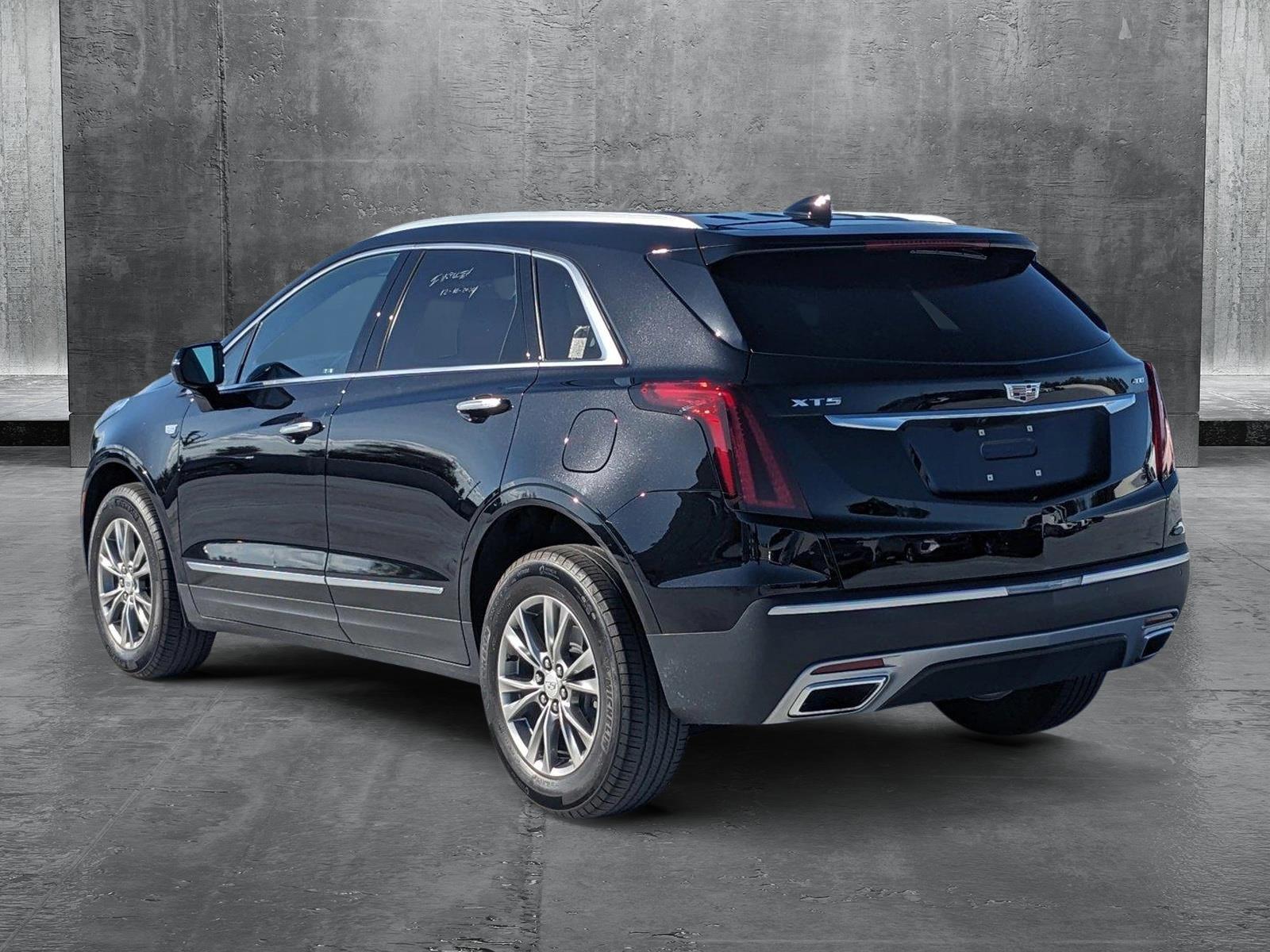 2022 Cadillac XT5 Vehicle Photo in WEST PALM BEACH, FL 33407-3296