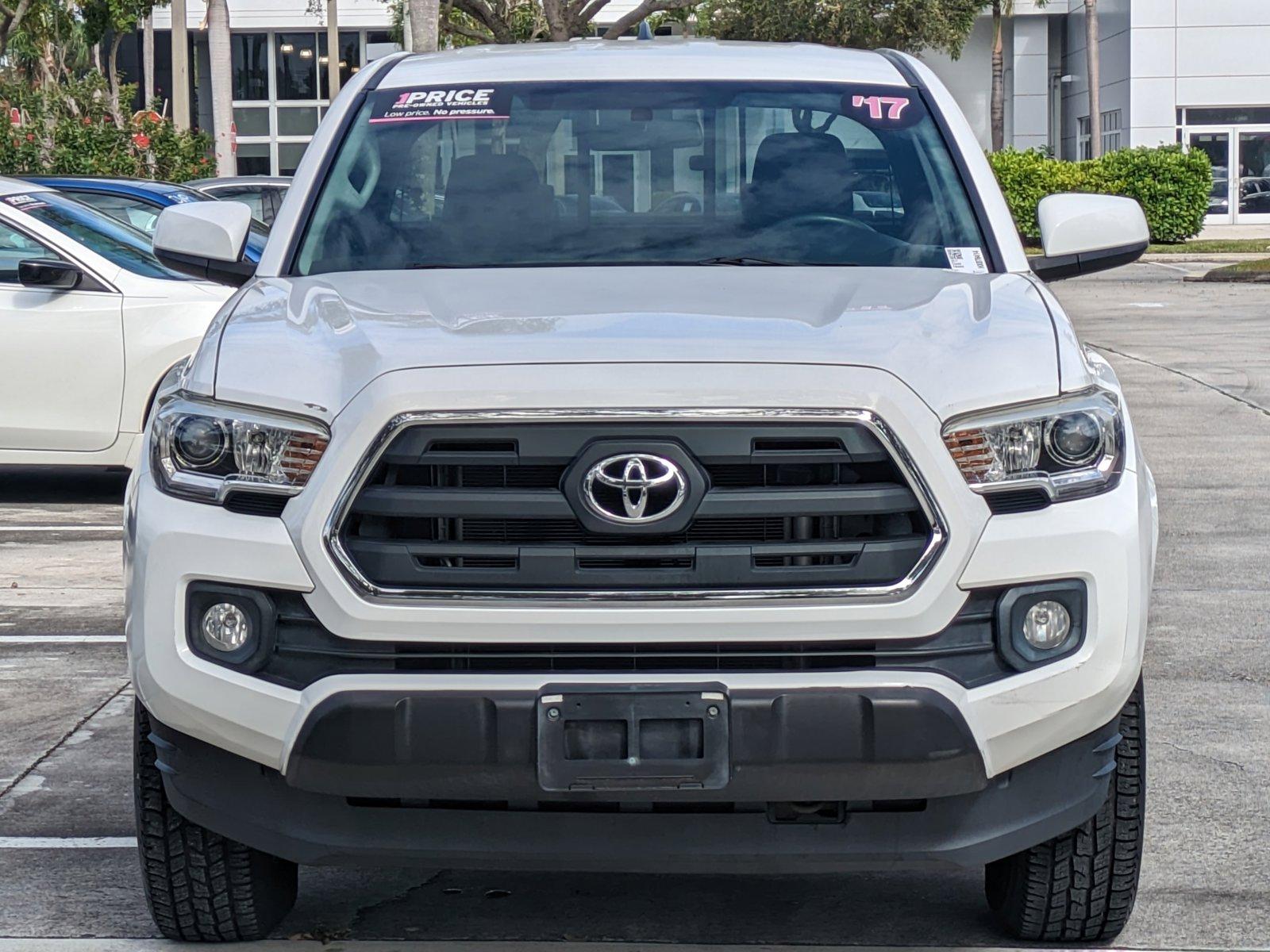 2017 Toyota Tacoma Vehicle Photo in Jacksonville, FL 32244