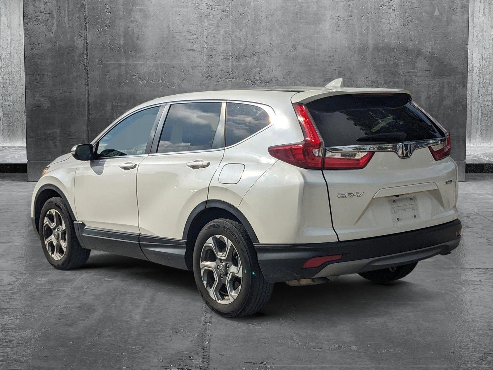 2018 Honda CR-V Vehicle Photo in GREENACRES, FL 33463-3207