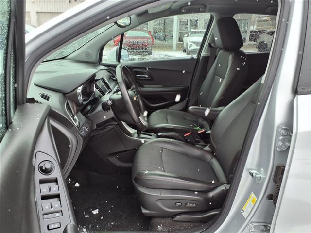 2022 Chevrolet Trax Vehicle Photo in TARENTUM, PA 15084-1435