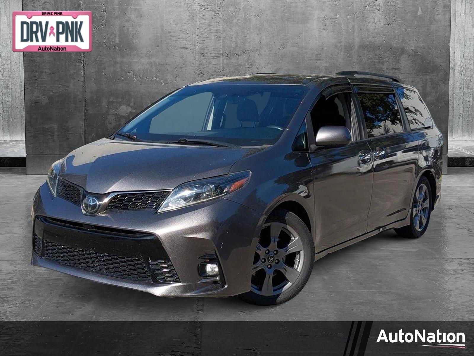 2019 Toyota Sienna Vehicle Photo in West Palm Beach, FL 33417