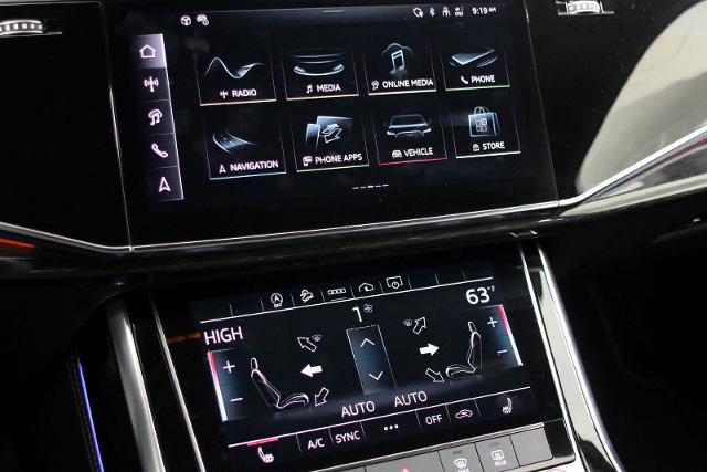 2025 Audi Q7 Vehicle Photo in SUGAR LAND, TX 77478